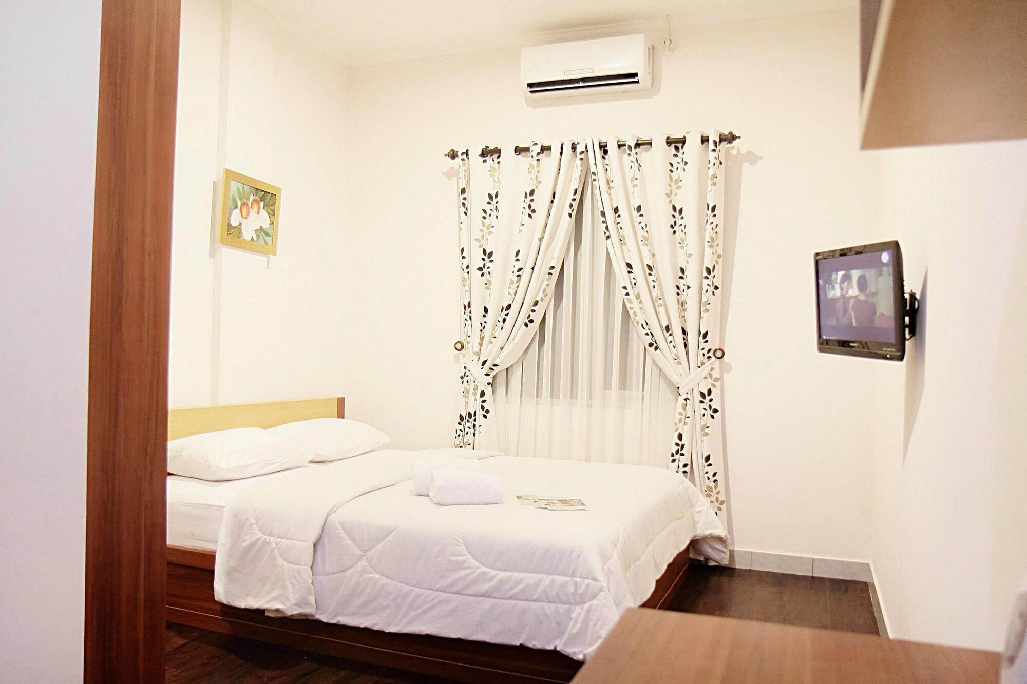 Hotel Lotus Bandung Zewnętrze zdjęcie