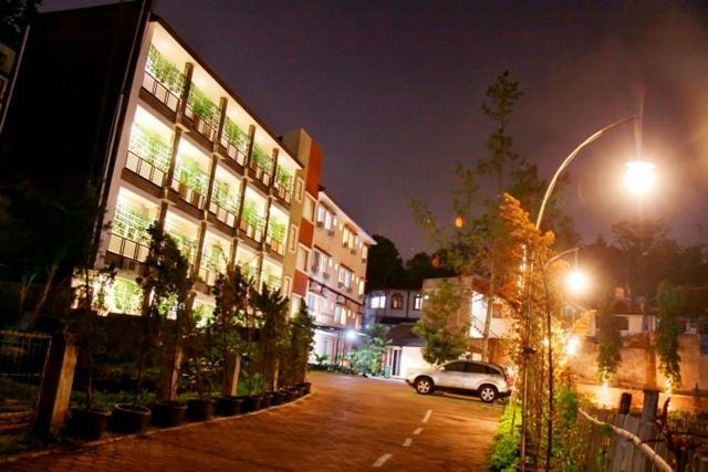 Hotel Lotus Bandung Zewnętrze zdjęcie