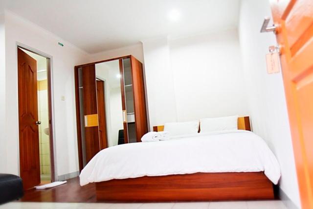 Hotel Lotus Bandung Zewnętrze zdjęcie