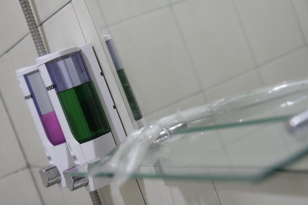 Hotel Lotus Bandung Pokój zdjęcie