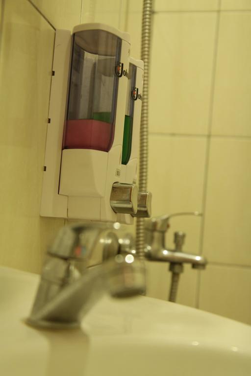 Hotel Lotus Bandung Pokój zdjęcie