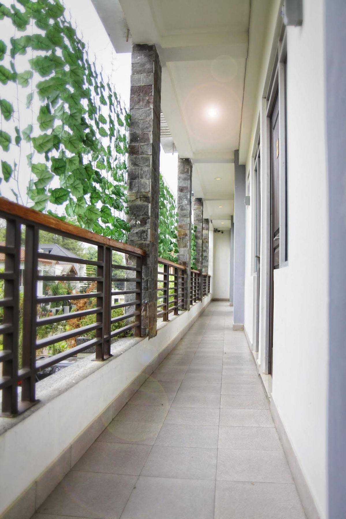 Hotel Lotus Bandung Zewnętrze zdjęcie