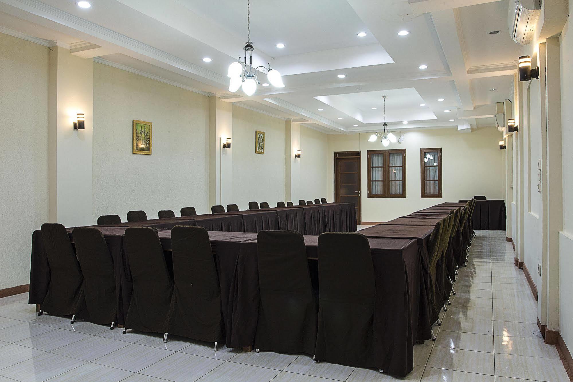 Hotel Lotus Bandung Zewnętrze zdjęcie