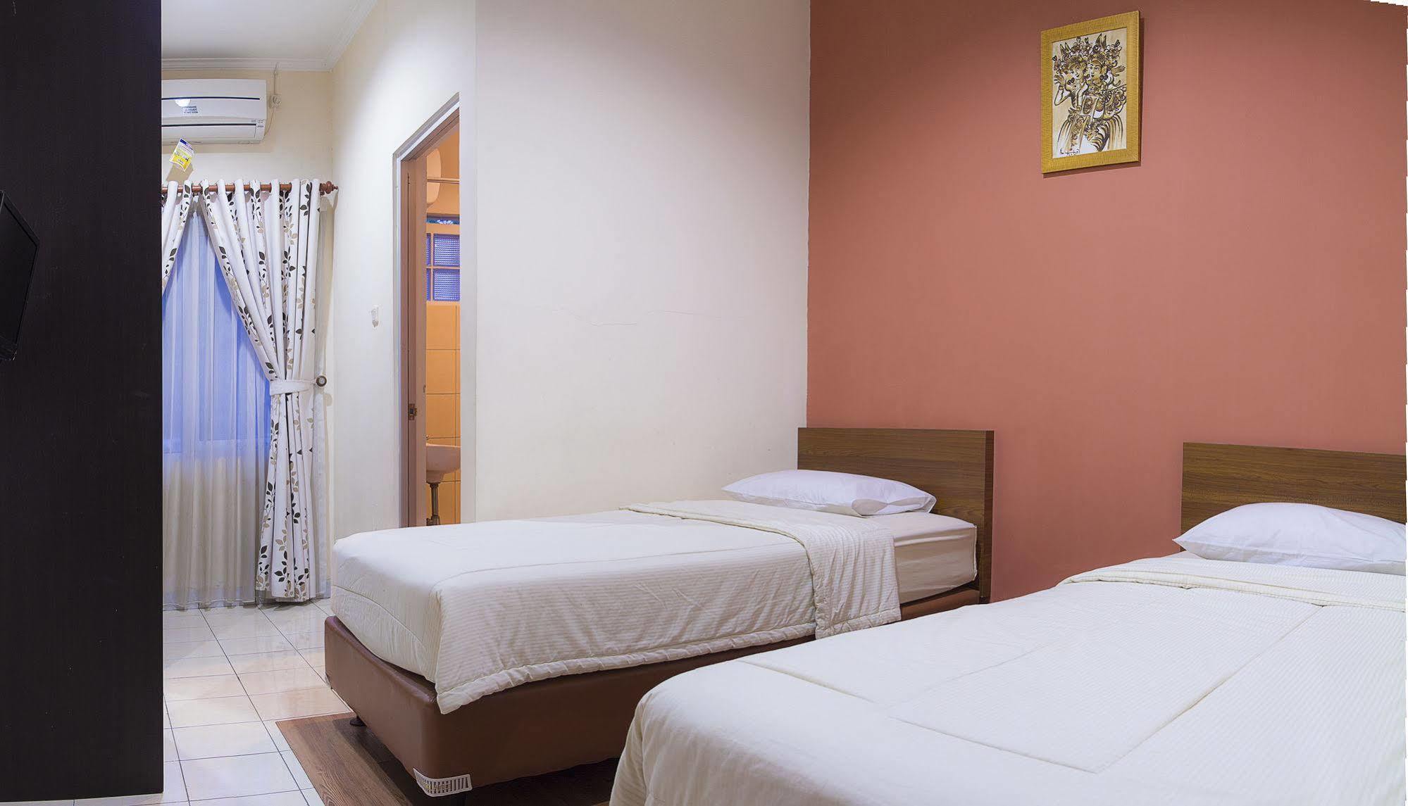 Hotel Lotus Bandung Zewnętrze zdjęcie